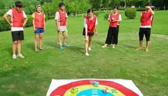 上海公司員工團建趣味運動會活動，新穎趣味的團建拓展項目增加團隊凝聚力！